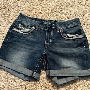 Women’s jeans shorts